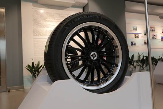 巴斯特的极致天窗工艺ky开元棋牌遇见伟(图32)